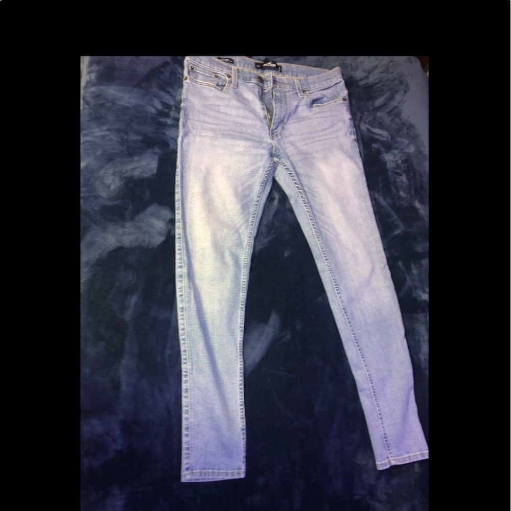 Light blue non ripped jeans